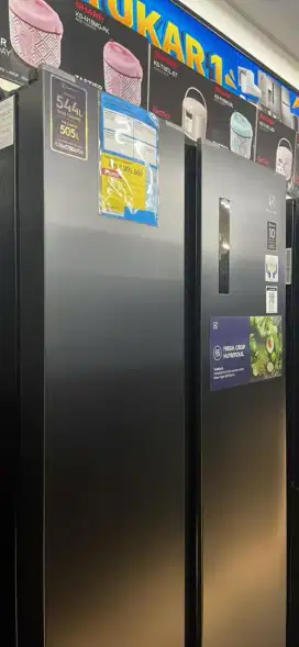 Segampang Itu Dapat Cicilan Bunga 0%
Electrolux Kulkas side by side