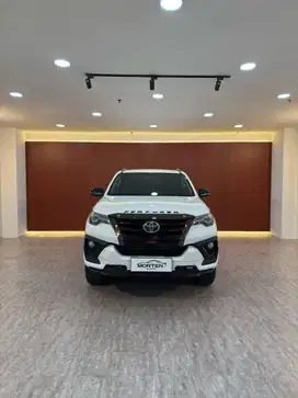 FORTUNER 2.4 VRZ TRD 2020 SUPER WHITE