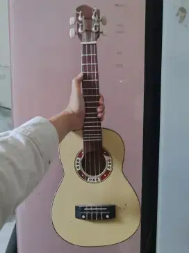 Gitar Ukulele senar 4