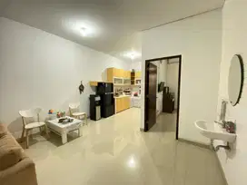 Dijual Rumah Siap Huni Lokasi Strategis di Mekar Wangi, Cluster 1 Gate