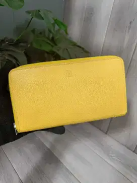Dompet kulit wanita