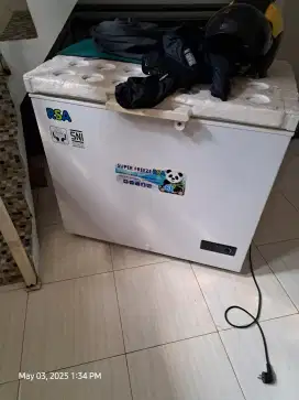 Rsa cf-220 freezer kapasitas 220 liter, murah saja