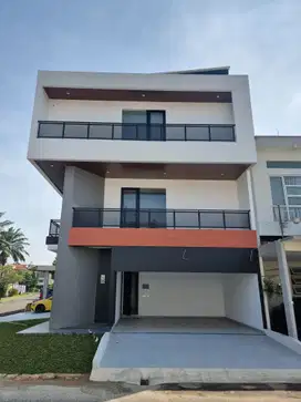 rumah BRAND NEW bangunan mandiri modern Sutera Flamboyan alsut