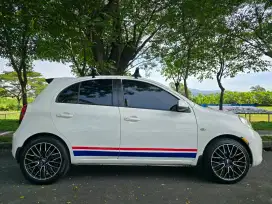Nissan Maech XS AT 2011
