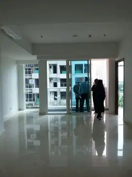 Dijual cepat Apt The Kensington Royal Suite - Kelapa Gading