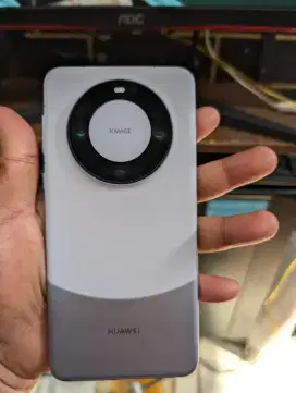 Huawei Mate 60 Pro Ram 12/512Gb Mulus Normal Beacukai Siap Pakai