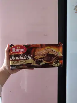 Roma Sandwichi Cokelat