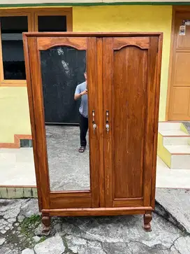 Lemari jati lawasan bahan tebel istimewa gratis ongkir