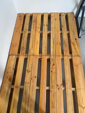 Dipan Kasur Pallet Jati full vernis