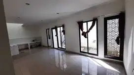 Disewakan Dikontrakkan FOR RENT – Rumah Premium di Btari 9, Bandung