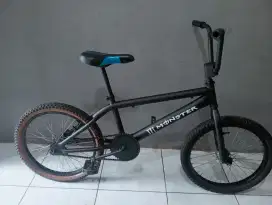 BMX torpedo ukuran 20 cat mulus