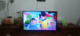DIGITAL TV AQUA 32 IN