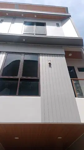 Rumah baru shm dekat Kuliner Tamansolo Cempaka putih