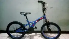Dijual sepeda BMX WIMCYCLE msih bgus ban msih tebal bgus tinggal pakai