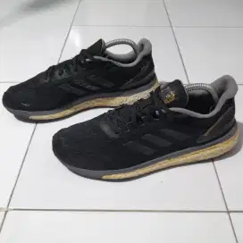Sepatu lari Adidas BW size 42 ⅔ (26.5)