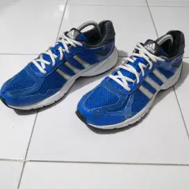 Sepatu Adidas Duramo size 43 ⅓ (26.5)