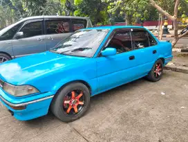 Toyota Corolla 1989 Bensin
