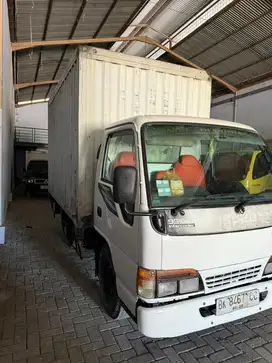 Isuzu Elf Roda 4 Box Besar