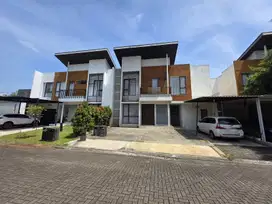 Dijual Rumah Luas Harga Murah di Cluster Divena The Avani BSD