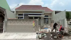 Dijual Rumah Baru Gress Darmo Indah Selatan
