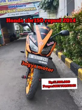 Honda cbr 150 repsol tahun 2014 cash