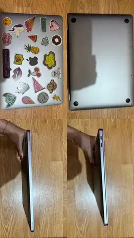 Macbook Pro 2017 , 13 Inch , core i5 , 2,3 hz