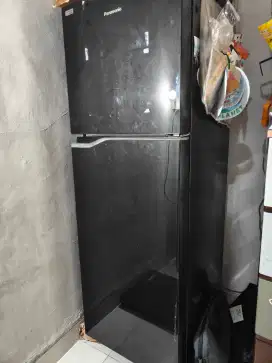 Kulkas Panasonic NR BB278G 266L