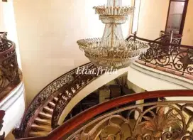 Dijual Cepat Rumah 2 lantai di Jl Imam Bonjol Surabaya Pusat