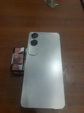 Dijual Vivo V40 Lite 5G RAM 8 GB