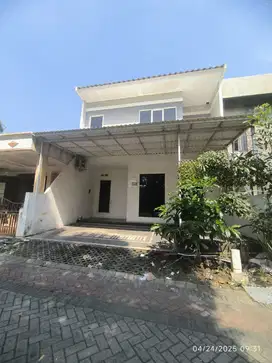 Minimalis Rumah Alam Hijau CitraLand Dekat Wiyung Pakuwon