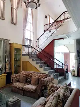 Rumah Mewah Minimalis 2 Lt Graha Family Fav