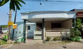 DIJUAL RUMAH HOOK DELTASARI INDAH POJOK DEKAT WARKOP