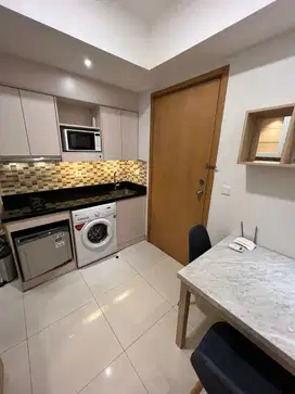 Disewakan, Unit 1Br Rapih Siap Huni Di The Mansion Kemayoran