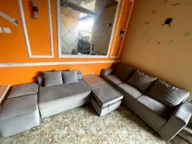 Sofa minimalis.
