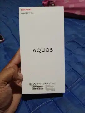 Sharp Aquos v7 plus