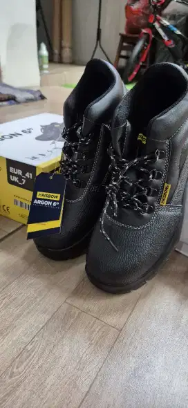SEPATU SAFETY KRISBOW