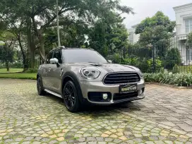 TERMURAH! Mini cooper countryman 5-Door 1.5 At 2019 Silver