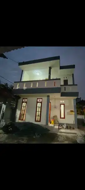 Disewakan rumah lantai 2 di gunung talang denpasar barat