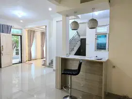 Jual Cepat, Rumah Rapih Dan Bagus Posisi Hoek Di Paradise