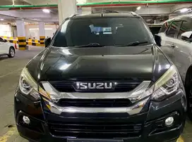 ISUZU MUX i-SERIES 2020, HITAM, SOLAR, IRIT