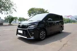 ‼️TDP MINIM 15 JUTA‼️- Toyota Voxy 2.0 AT 2018