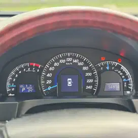 TOYOTA CAMRY 2.5 V AT 2012