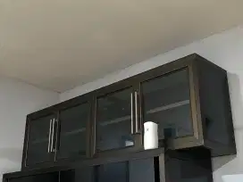 Rak kaca dinding