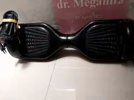 Hoverboard warna hitam
