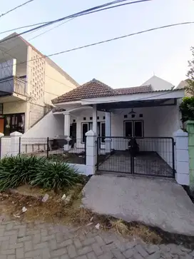 Dijual/Disewakan Rumah Bumi Marina Emas Sukolilo Surabaya Timur