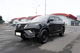 ‼️FREE CASHBACK‼️- Toyota Fortuner 2.8 GR Sport 4x4 Diesel AT 2023