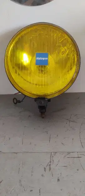 Foglamp kaca kuning