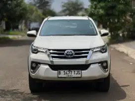 Toyota Fortuner G 2.4 AT Diesel 2019 Putih