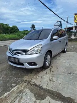 Nissan Grand livina 2014 Bensin