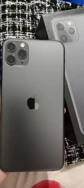 iPhone 11promax 64gb